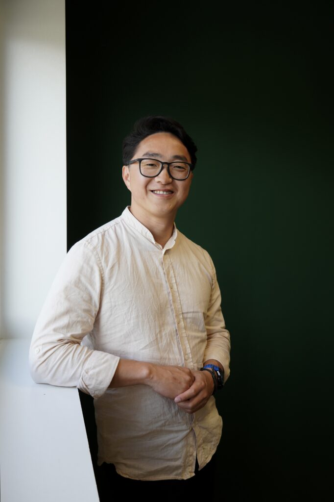 Liu