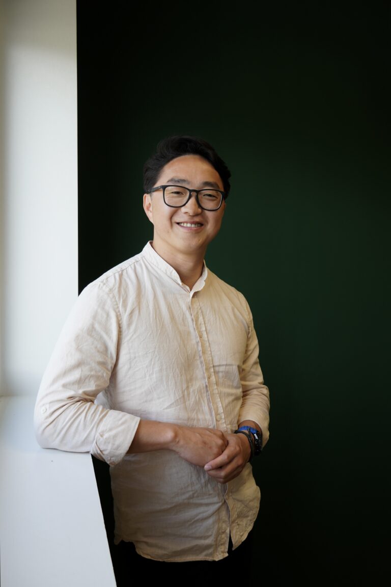 Liu