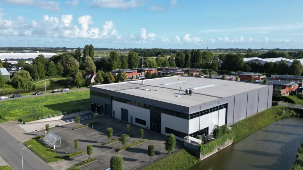 de loods van innostock zwaagdijk